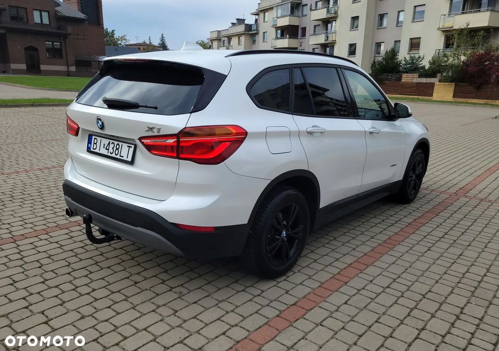 BMW X1 sDrive18i - 4
