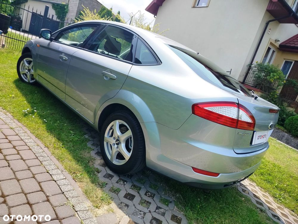 Ford Mondeo 1.6 Ghia X - 9