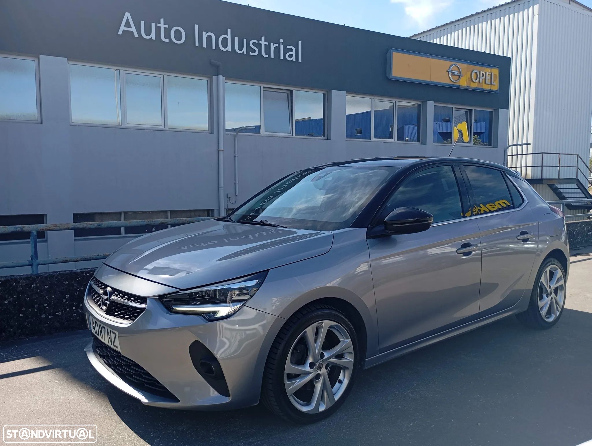 Opel Corsa 1.5 D Elegance - 1