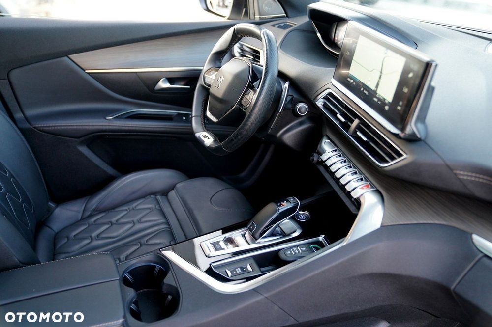 Peugeot 5008 - 22