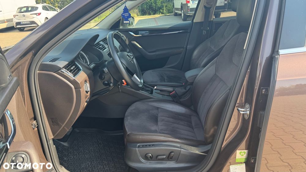 Skoda Octavia 1.8 TSI DSG L&K - 27