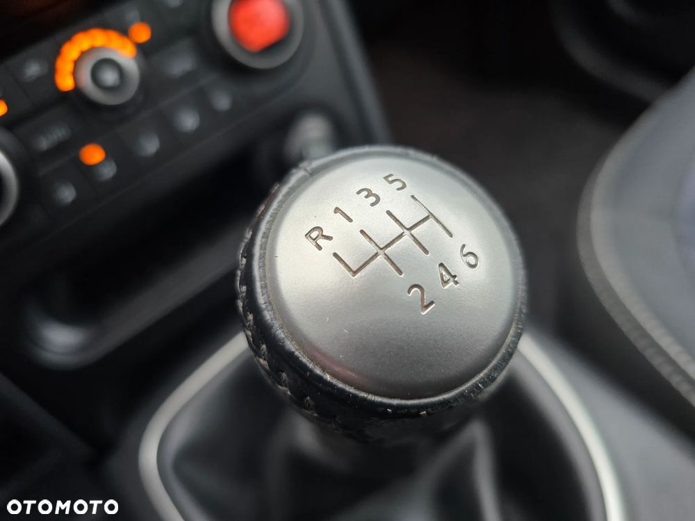 Nissan Qashqai 2.0 tekna - 17