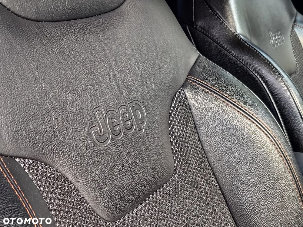 Jeep Compass 1.4 TMair Limited 4WD S&S - 23