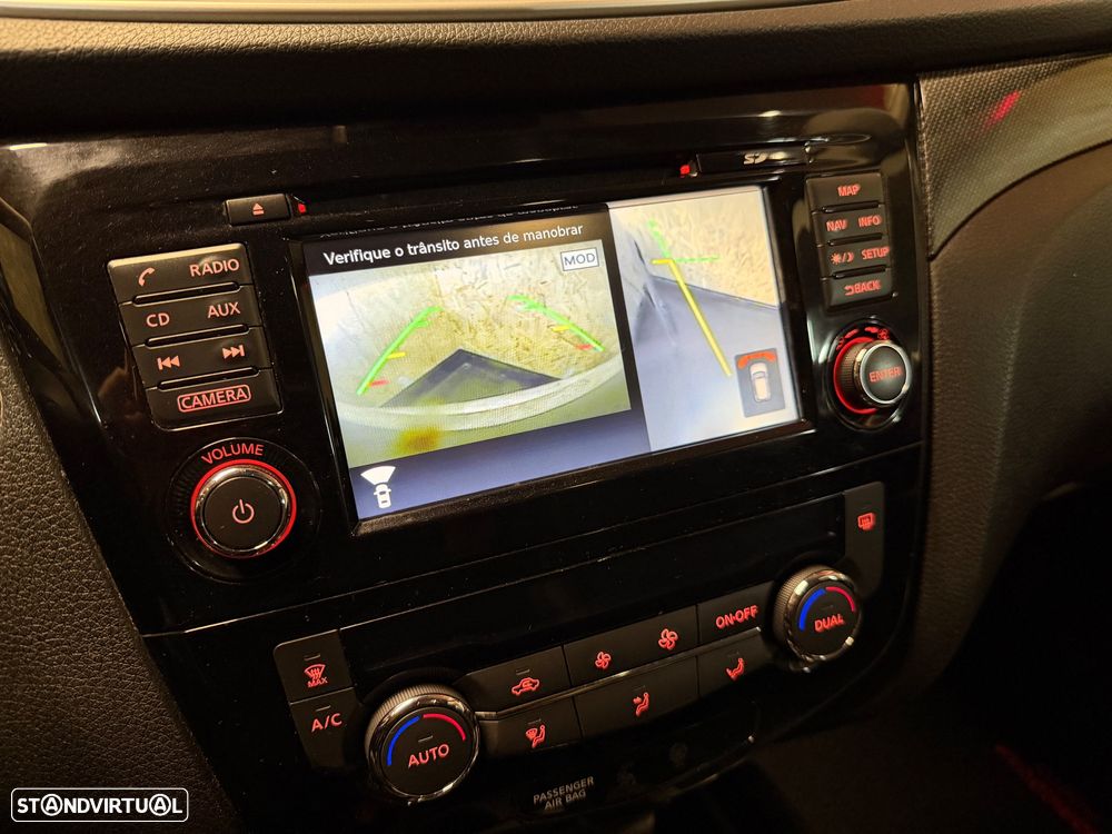 Nissan X-Trail 1.6 dCi Tekna Xtronic - 24