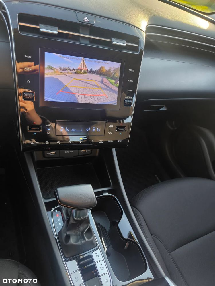 Hyundai Tucson 1.6 T-GDi 48V-Hybrid 2WD DCT Trend - 13