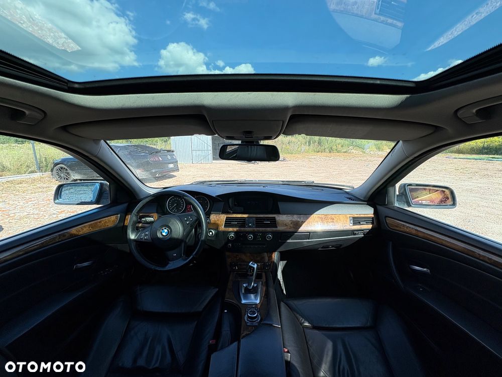 BMW Seria 5 525d Edition Exclusive - 7