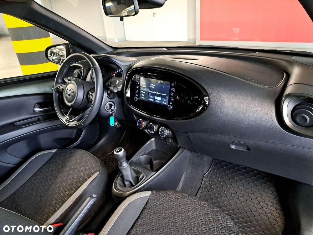 Toyota Aygo X - 18