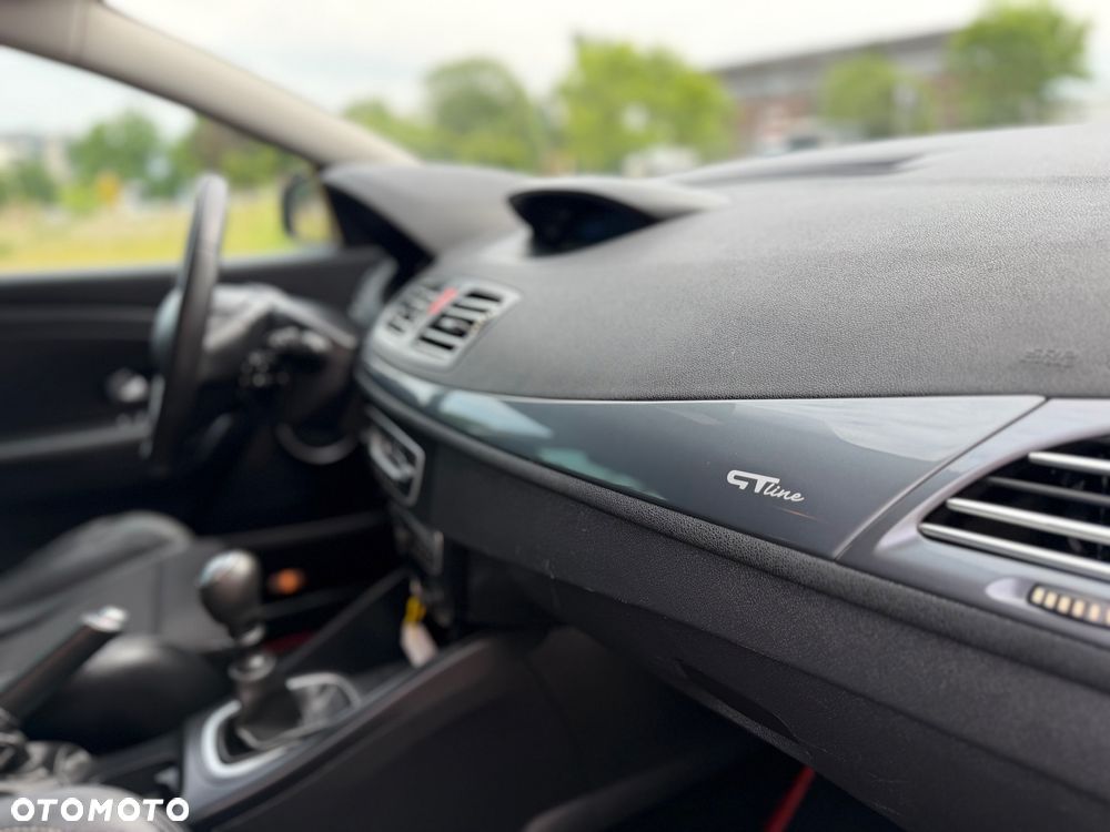 Renault Megane TCe 130 Luxe - 27