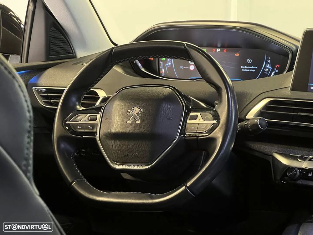Peugeot 3008 PureTech 130 Stop & Start GPF EAT8 Allure - 16