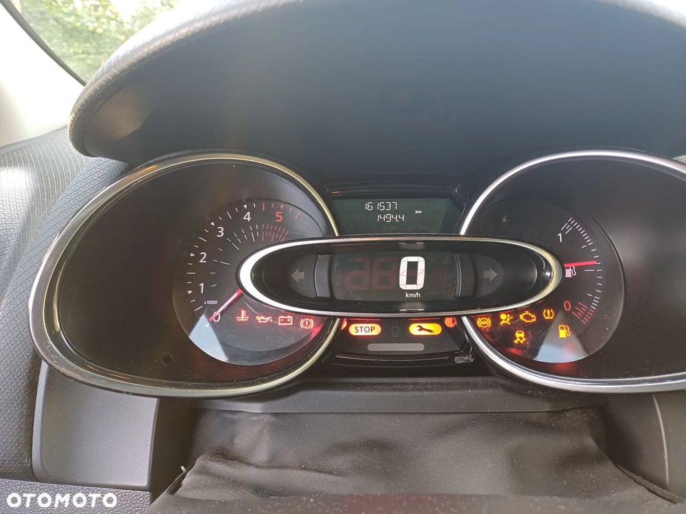Renault Clio 1.5 dCi Energy Limited EU6 - 9