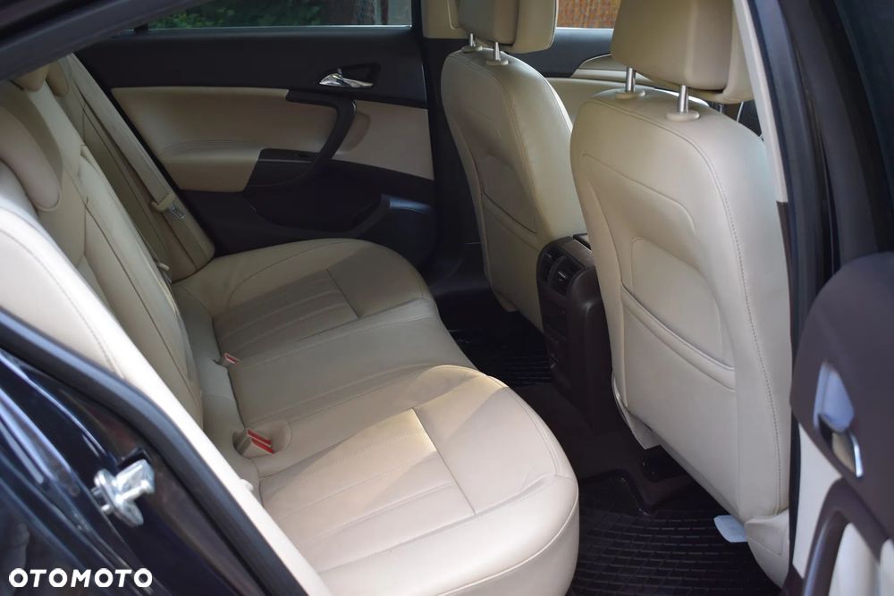 Opel Insignia 1.8 Cosmo - 12
