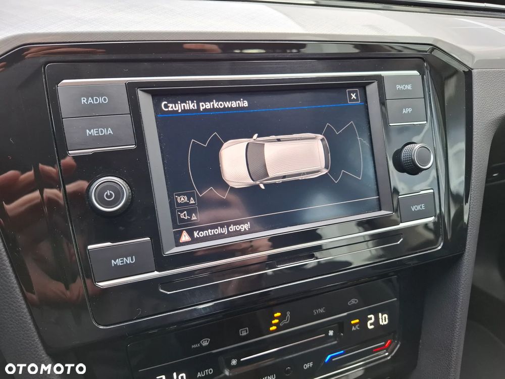 Volkswagen Passat 1.5 TSI EVO Business - 18