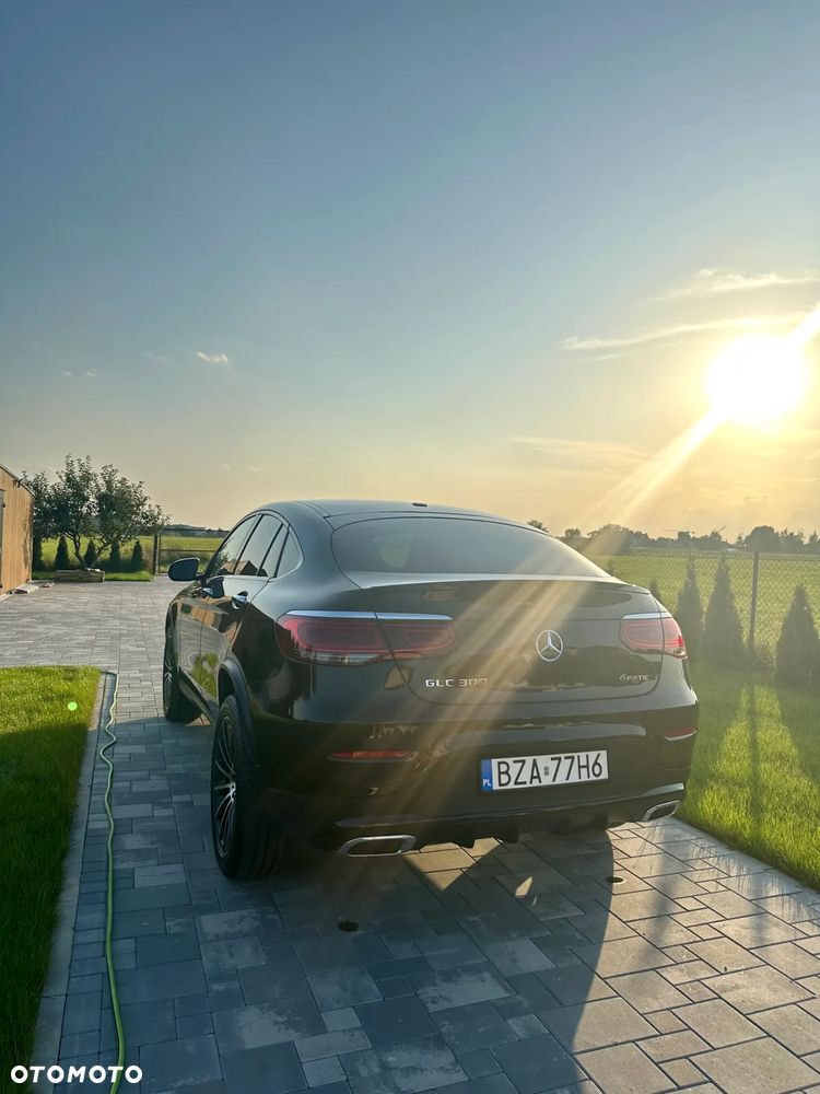 Mercedes-Benz GLC GLC-Coupe 300 4Matic 9G-TRONIC Edition AMG Line - 5