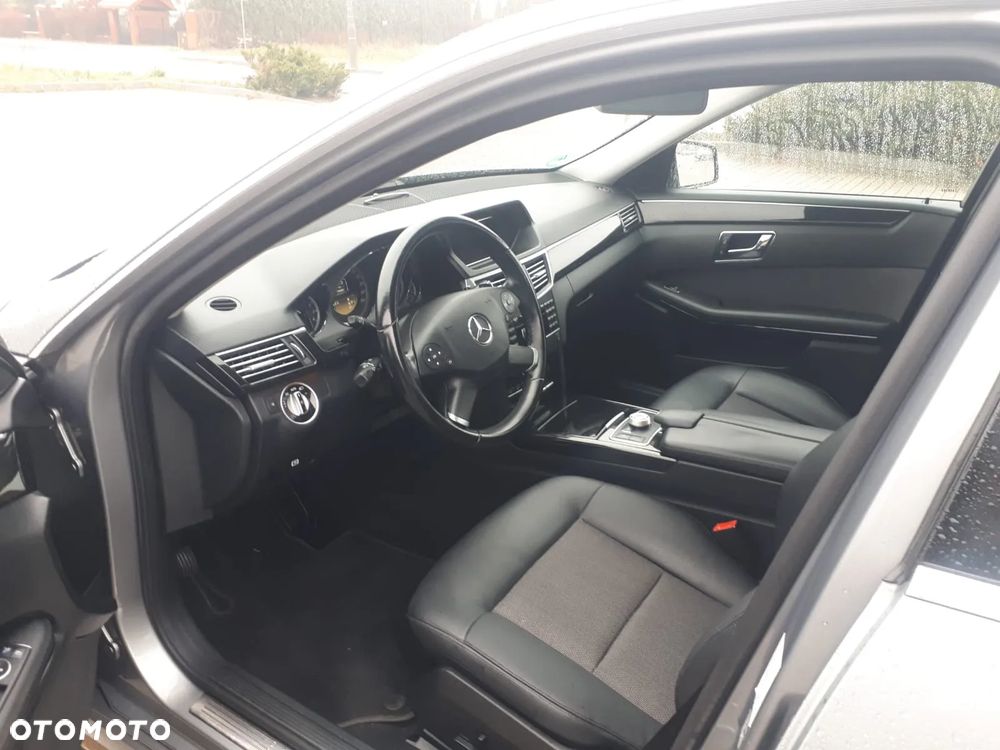 Mercedes-Benz Klasa E 220 CDI Automatik Avantgarde - 12