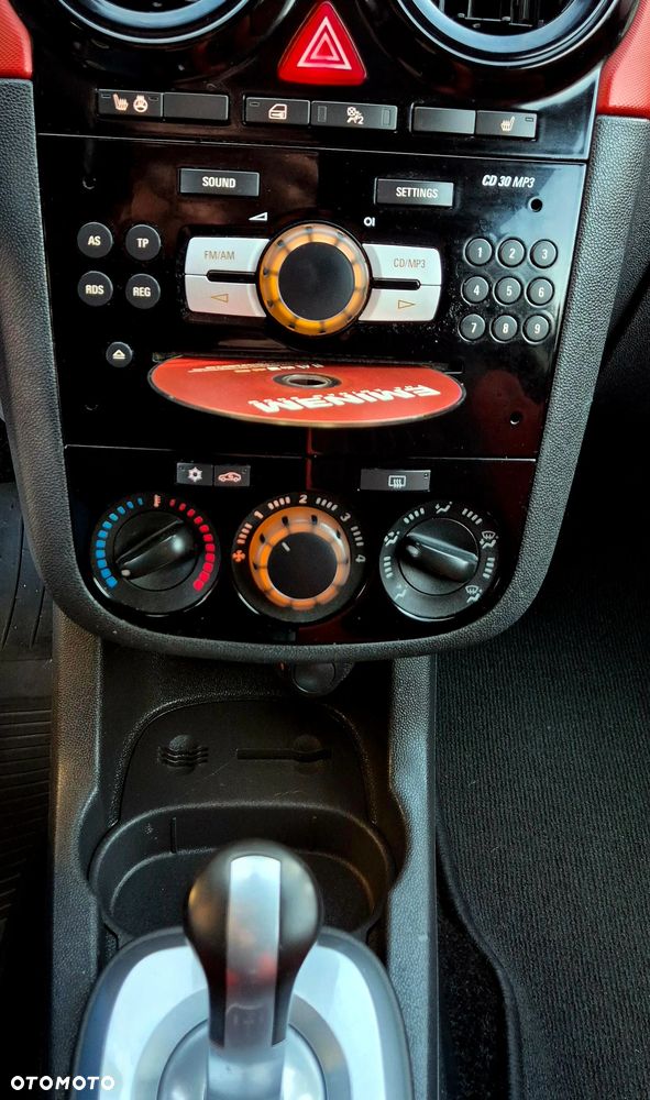 Opel Corsa 1.2 16V Cosmo EasyTronic - 10