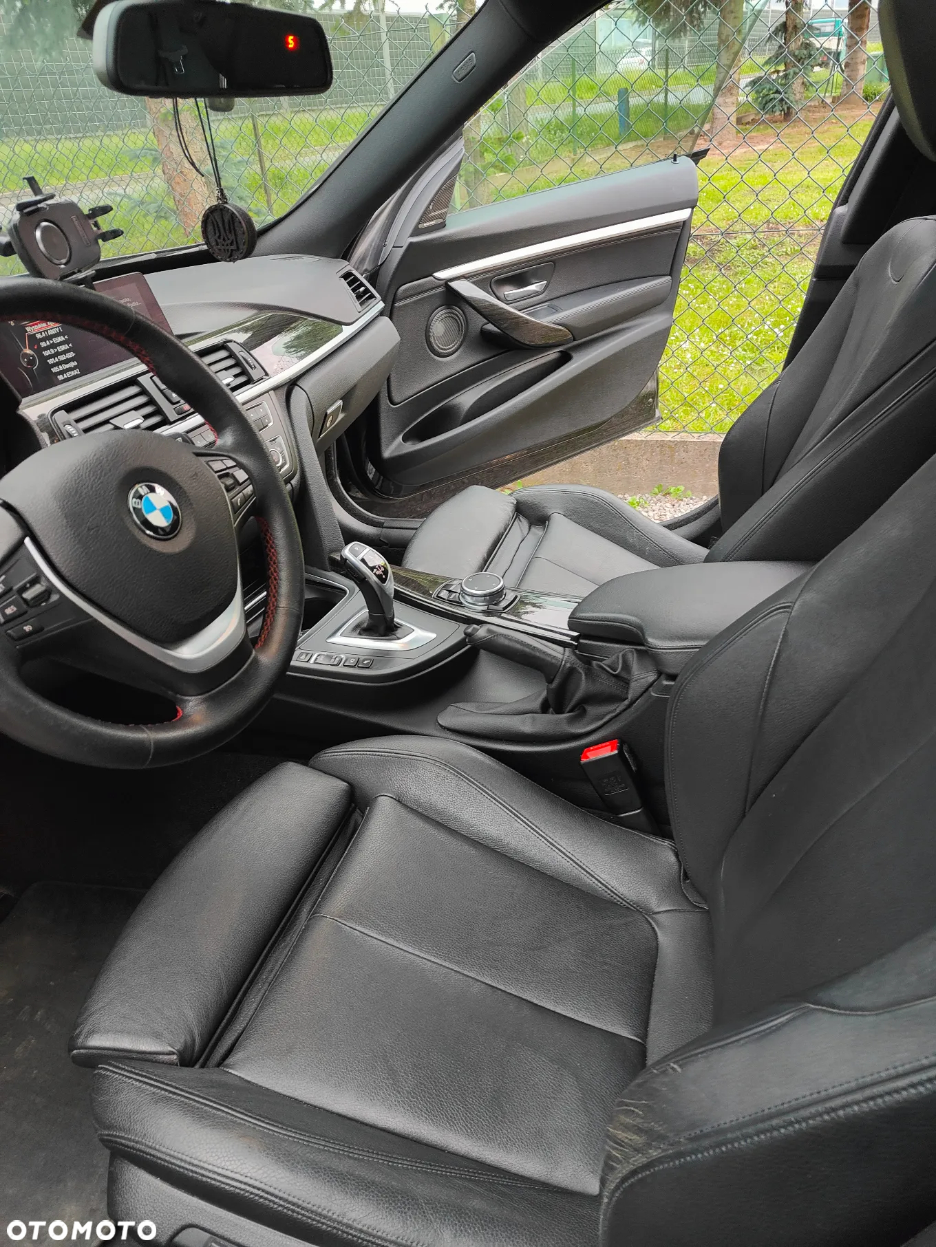BMW Seria 3 328i Touring xDrive - 3