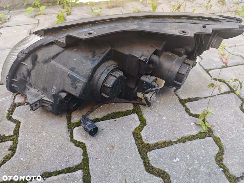 LAMPA PRAWA HYUNDAI I30 07-12 EUROPA - 2