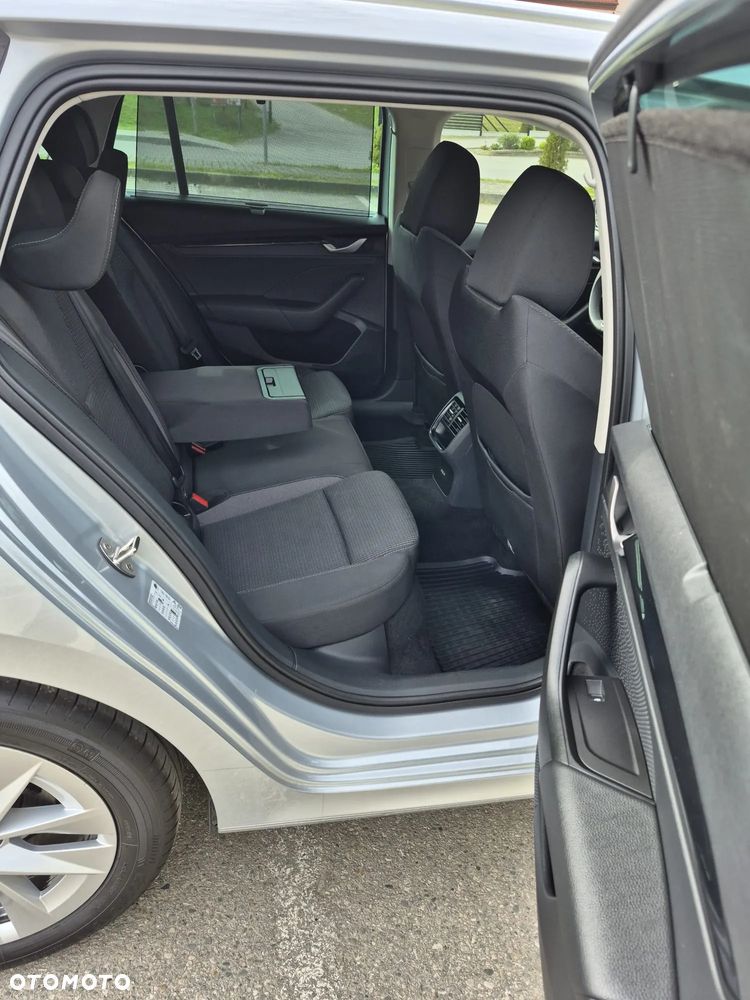 Skoda Octavia 1.5 TSI Selection - 13