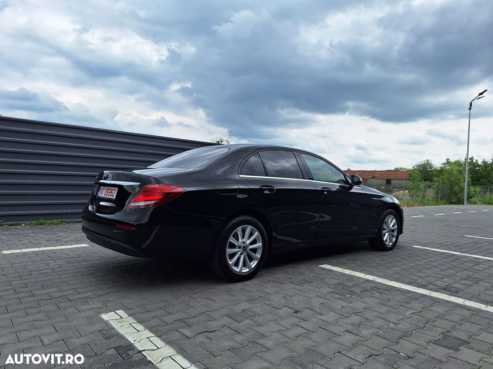 Mercedes-Benz E 220 d 9G-TRONIC - 9