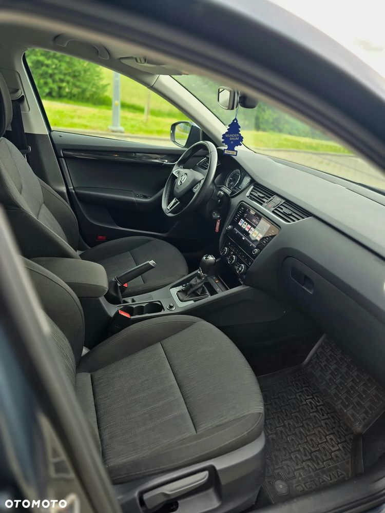 Skoda Octavia 2.0 TDI Style DSG - 19