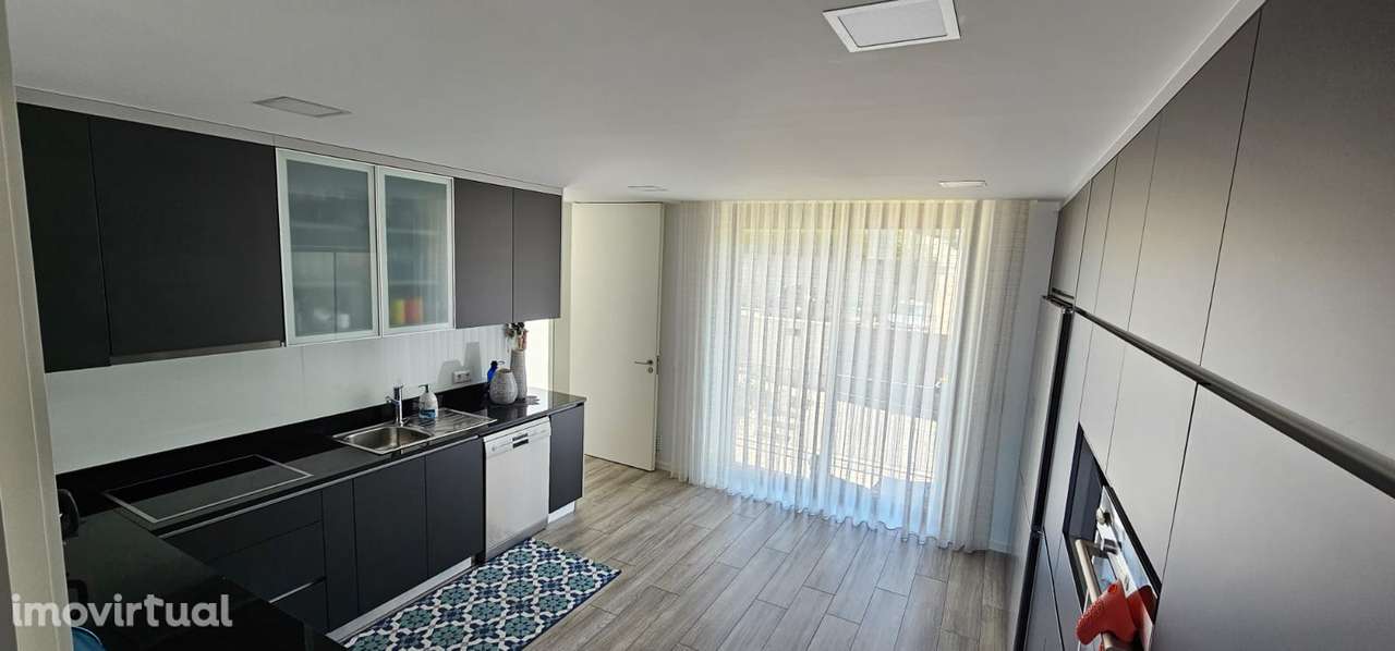 Moradia de Luxo Contemporânea – Onde o Design Encontra o Conforto - Grande imagem: 5/41