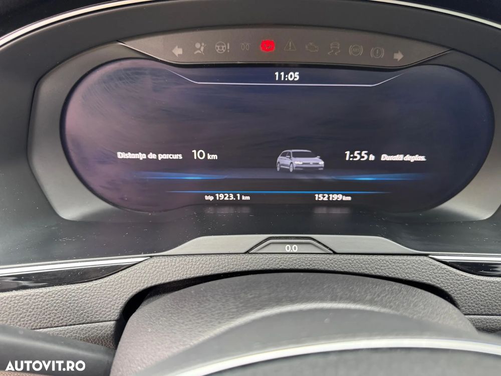 Volkswagen Passat Variant 2.0 TDI DSG Highline - 9