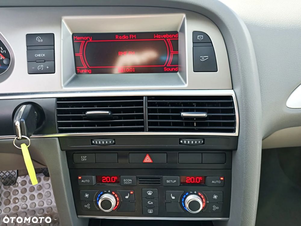 Audi A6 Avant - 17