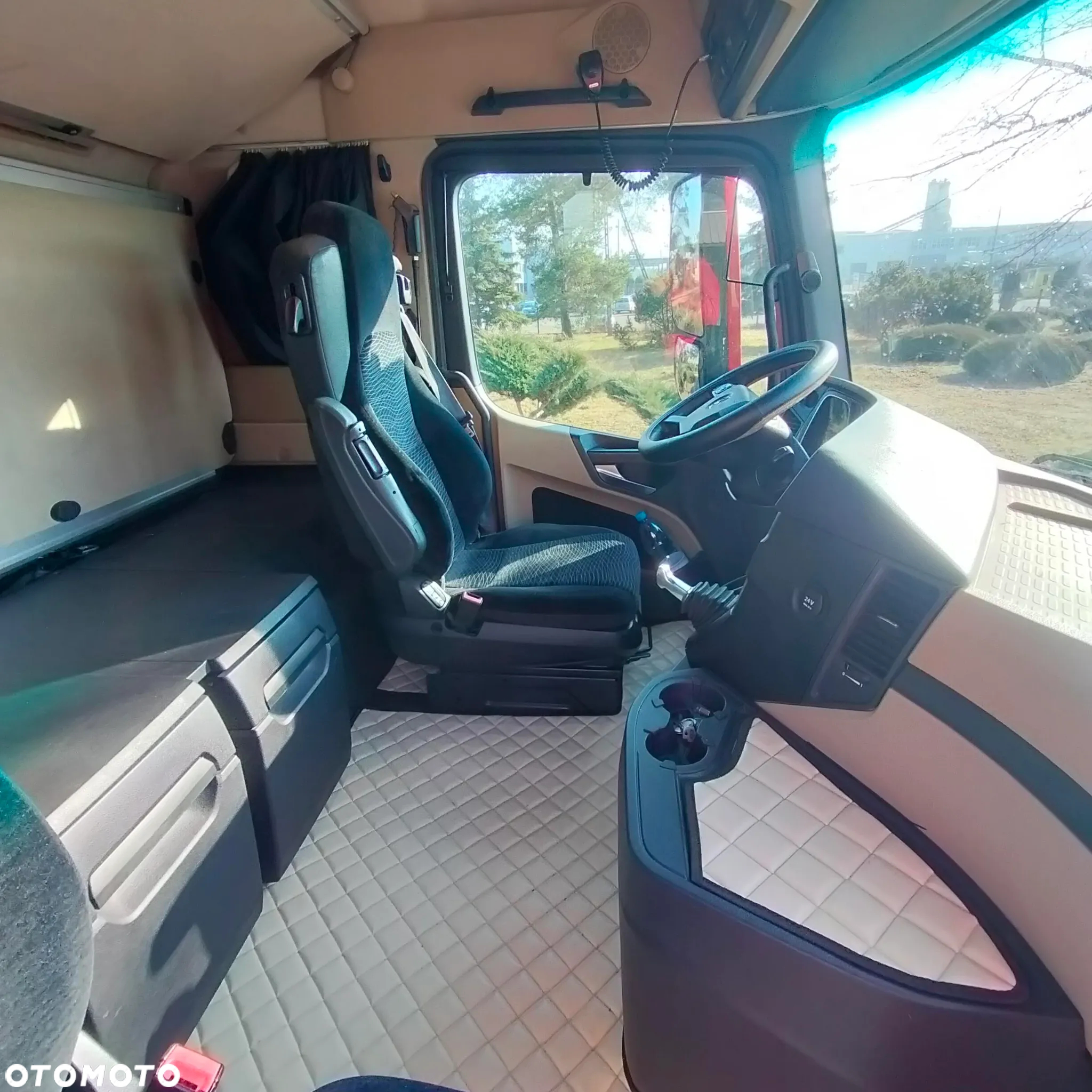 Mercedes-Benz ACTROS - 6