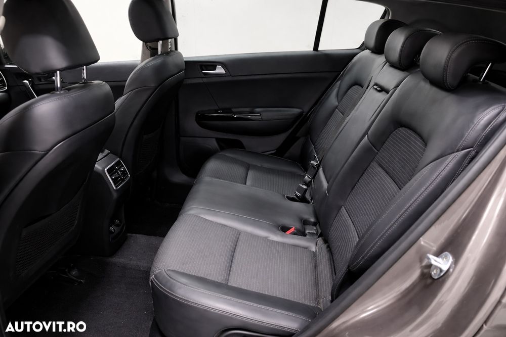 Kia Sportage - 10