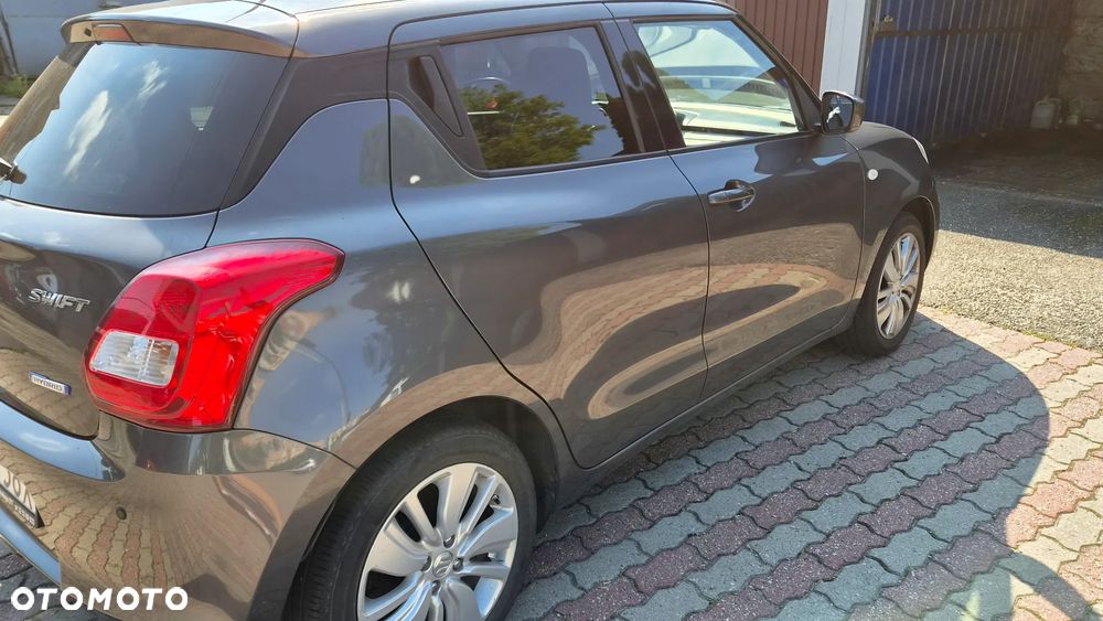 Suzuki Swift 1.2 SHVS Premium Plus - 3