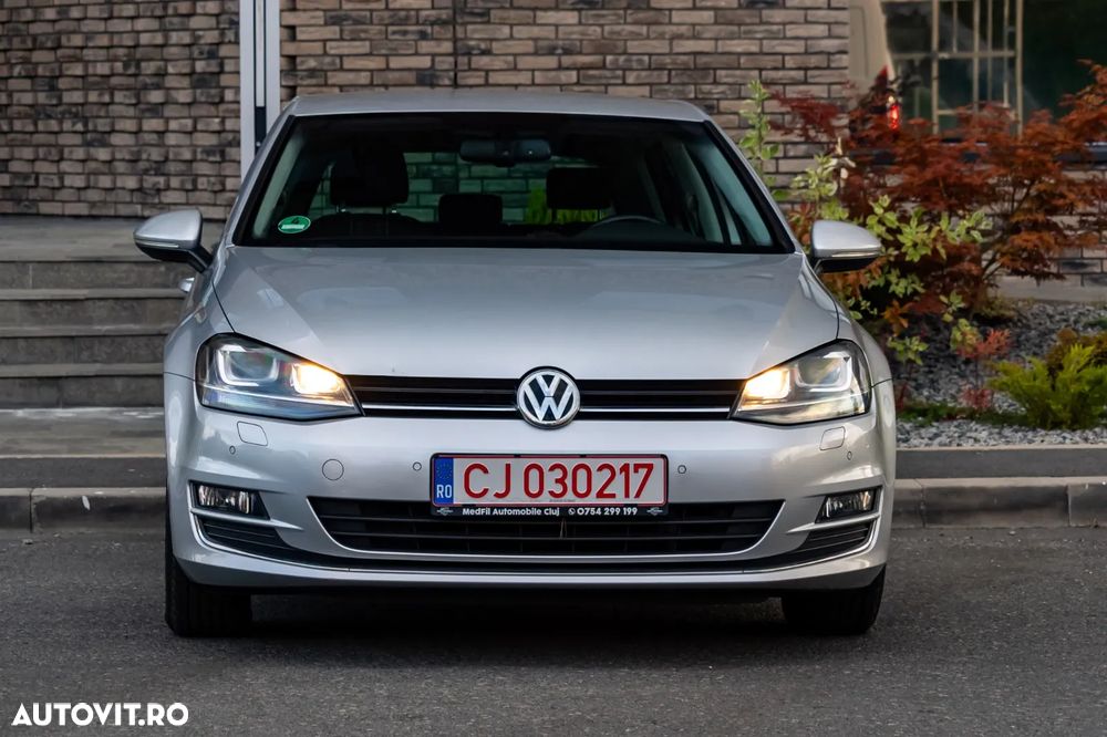 Volkswagen Golf 1.6 TDI BlueMotion Technology Cup - 11
