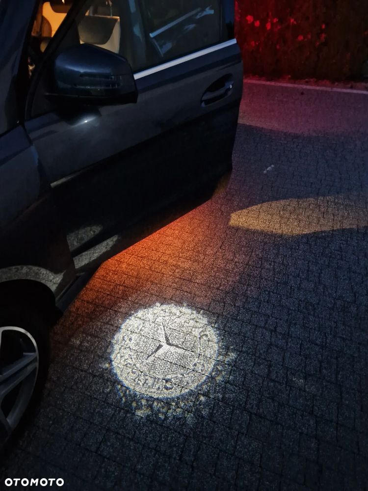 Mercedes-Benz GLE - 12