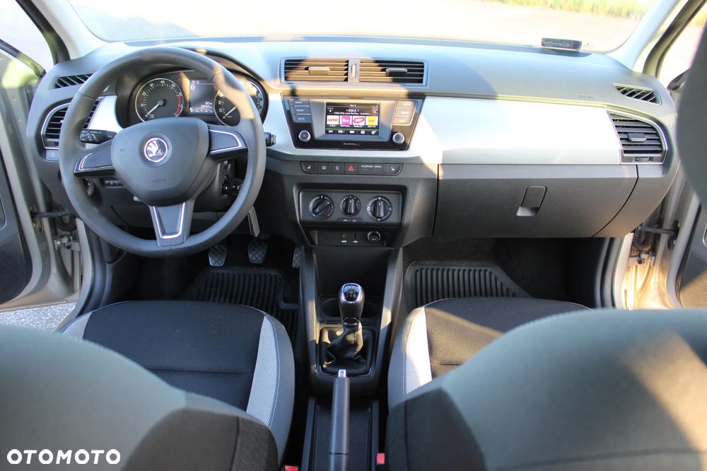Skoda Fabia 1.0 Active - 10