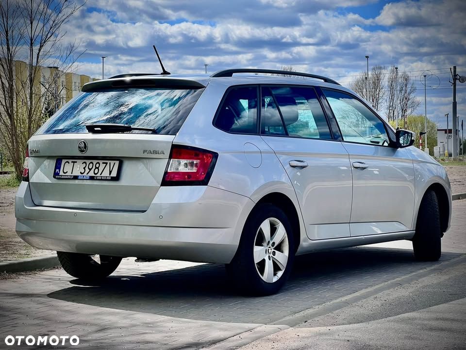 Skoda Fabia 1.2 TSI Ambition - 4