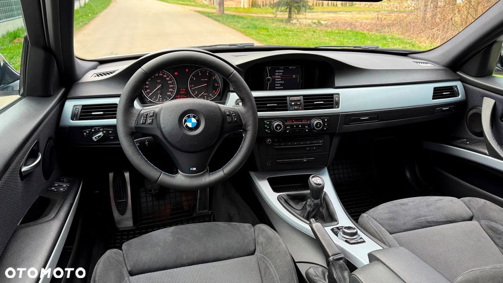 BMW Seria 3 318i Edition Sport - 10
