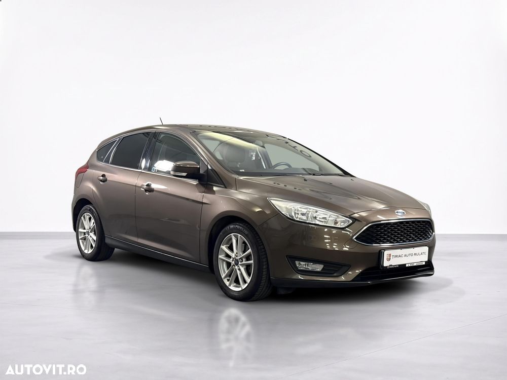 Ford Focus - 8