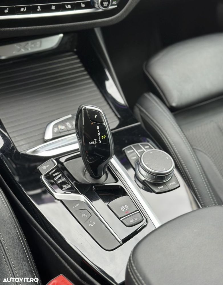 BMW X3 xDrive30e Aut. Luxury Line - 7