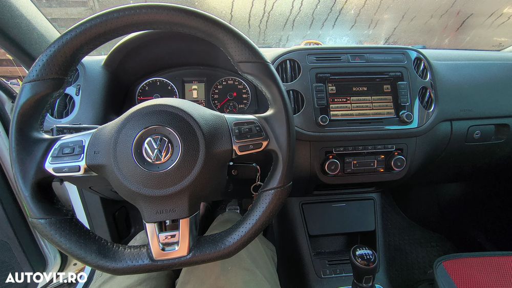 Volkswagen Tiguan - 10