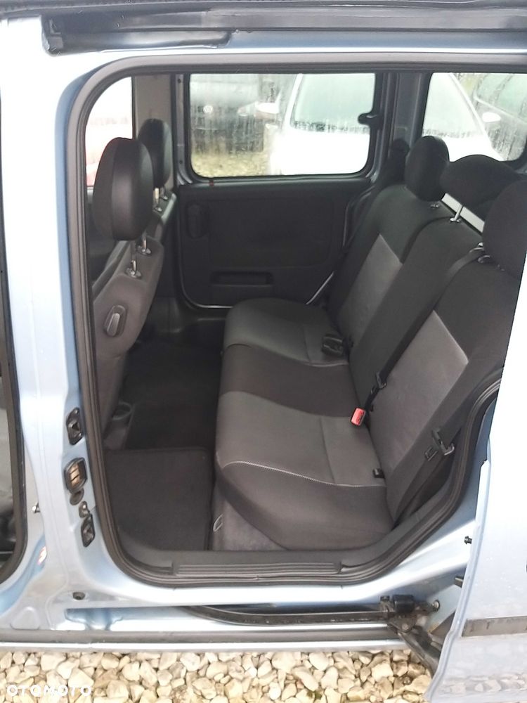 Fiat Doblo 2008 photo 4