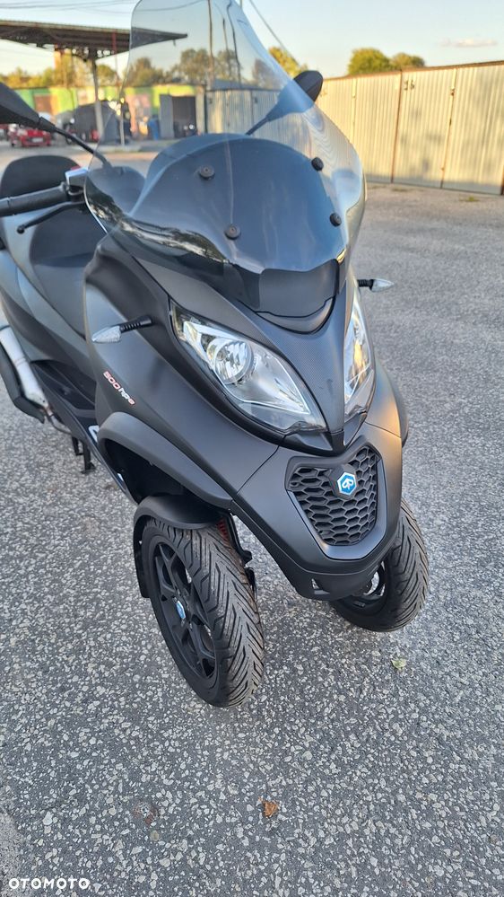 Piaggio MP-3 - 18