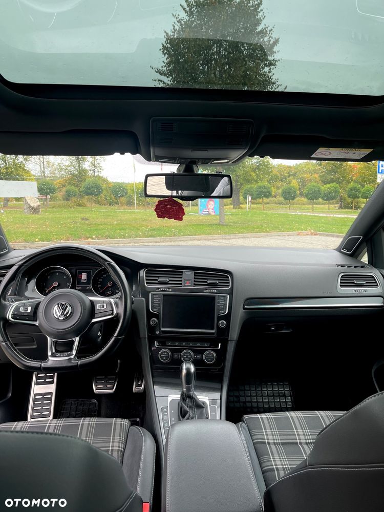 Volkswagen Golf 2.0 TDI BMT GTD DSG - 10