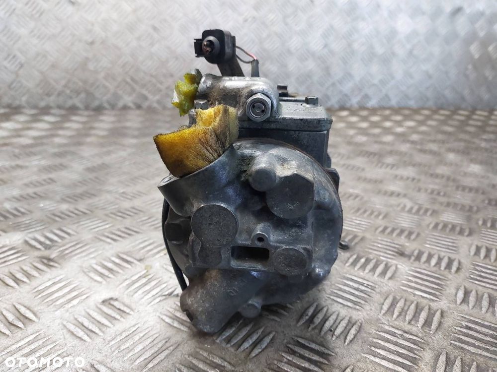 SPRĘŻARKA KOMPRESOR KLIMATYZACJI VOLKSWAGEN POLO IV 1.2 12V 6Q0820803G - 4