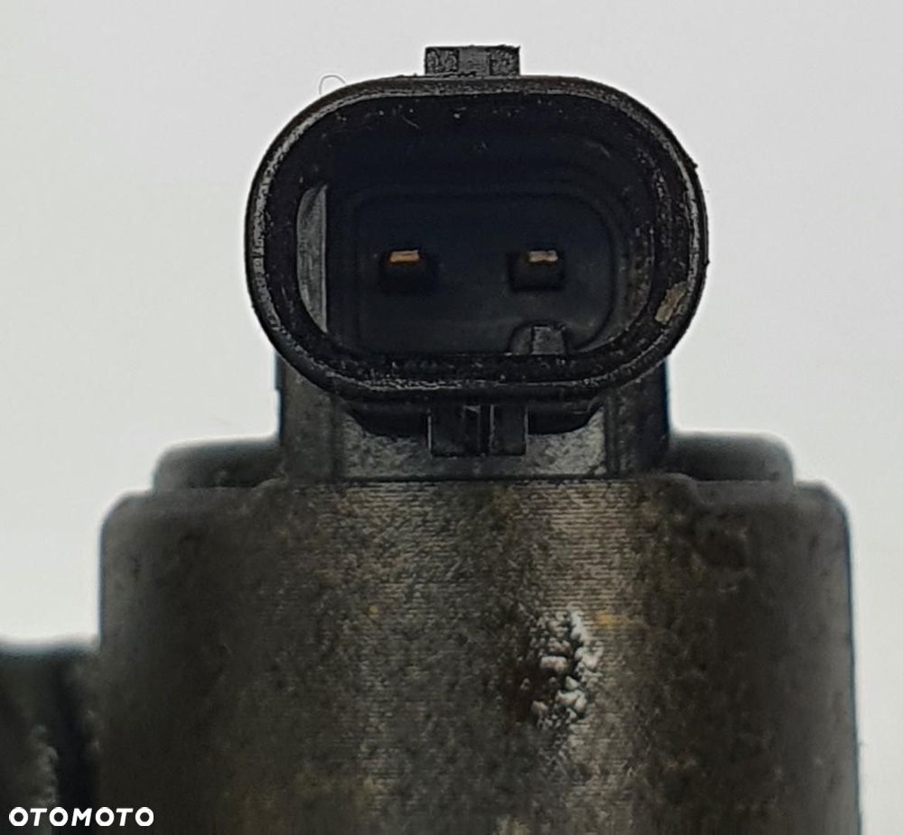 ZAWÓR FAZ ROZRZĄDU CCDA AUDI A6 C6 2.8 FSI 06E109257L - 3