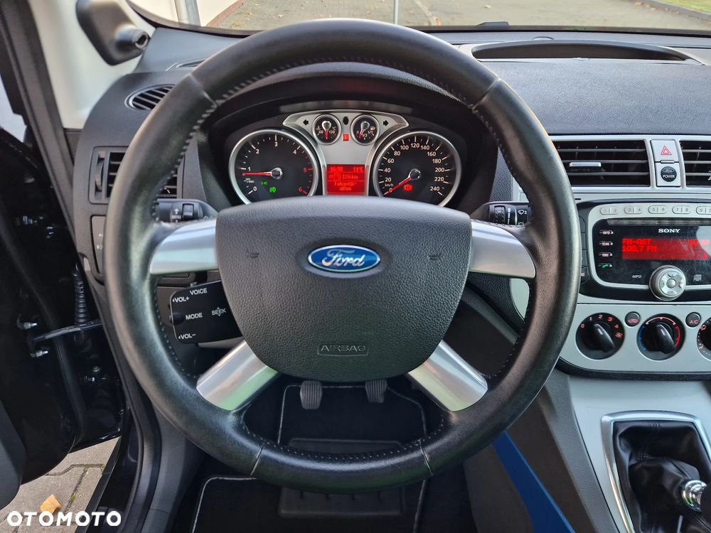 Ford Kuga 2.0 TDCi 4x4 Trend - 23