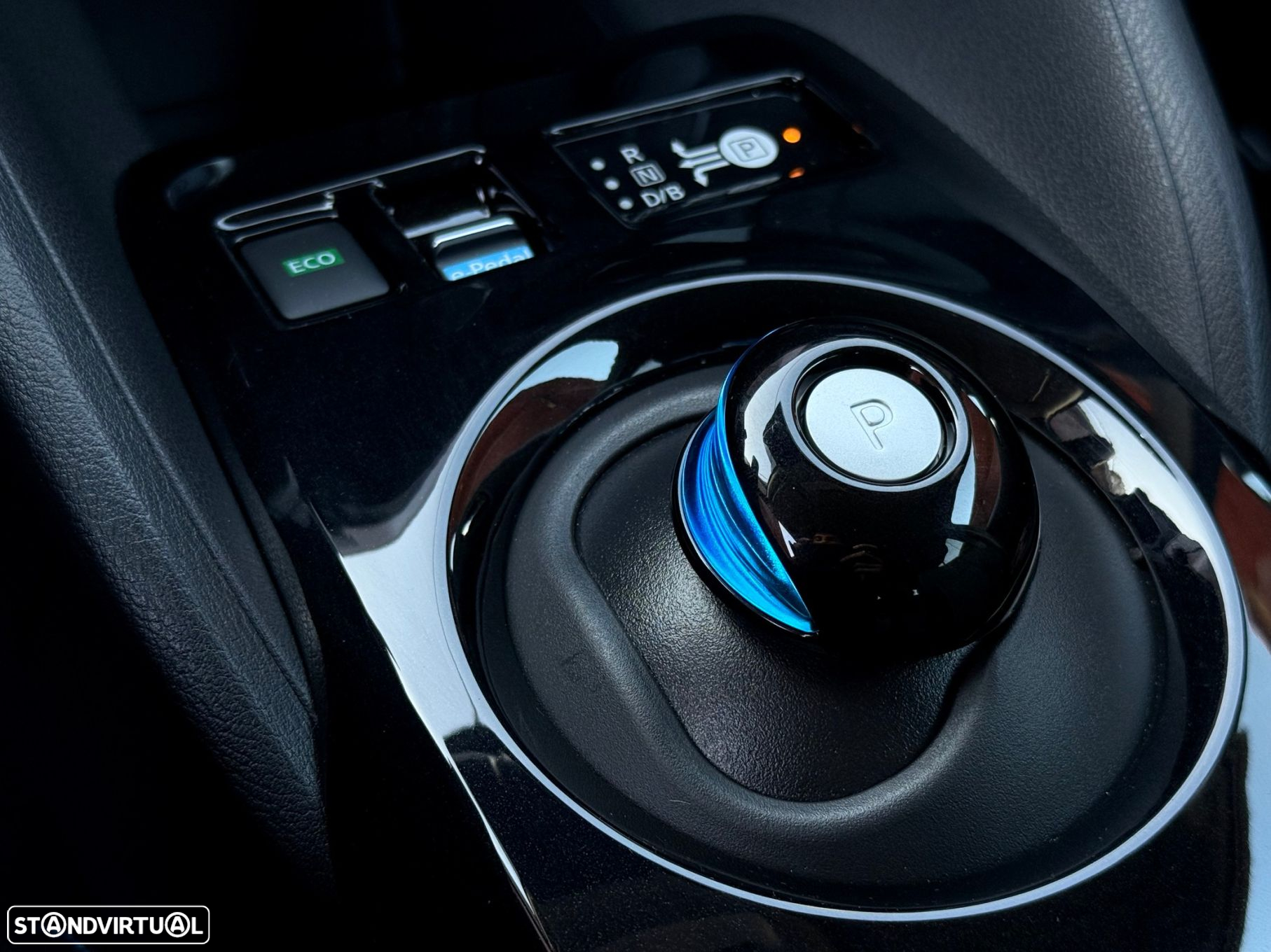 Nissan Leaf N-Connecta Full Led - 14