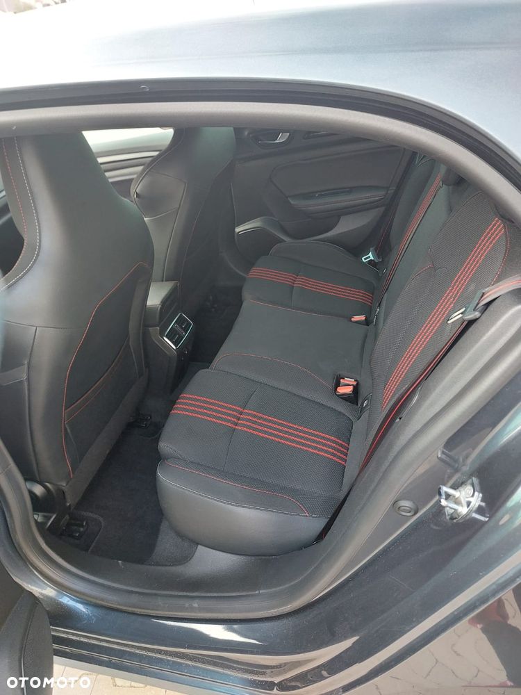 Renault Megane - 9