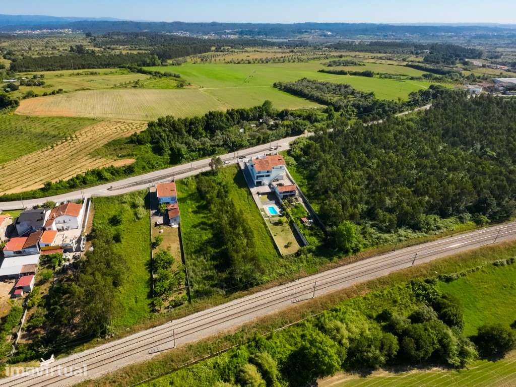 Terreno urbano para construção - Grande imagem: 3/14