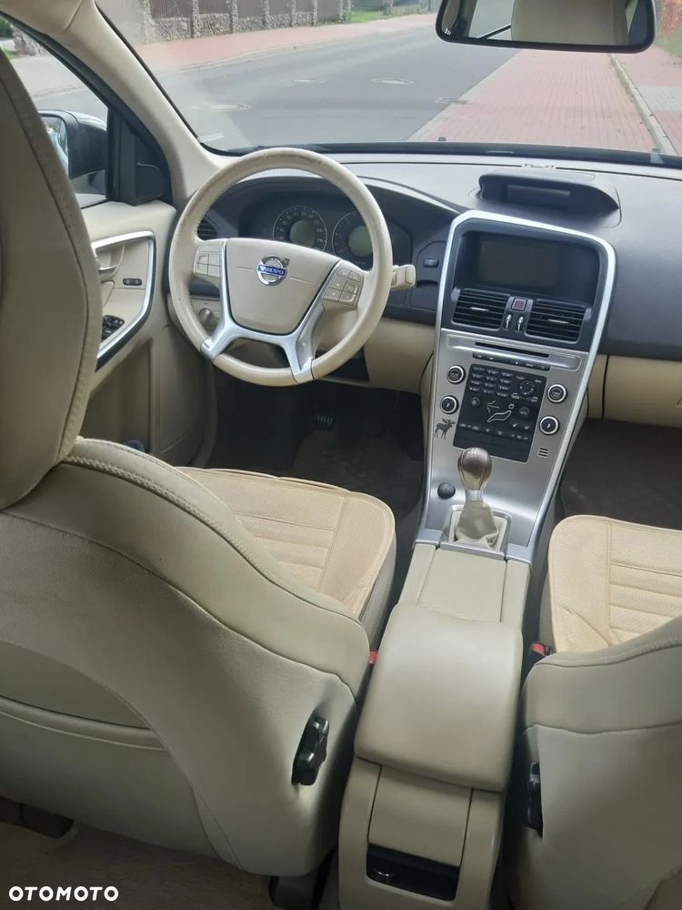 Volvo XC 60 2.4D - 22