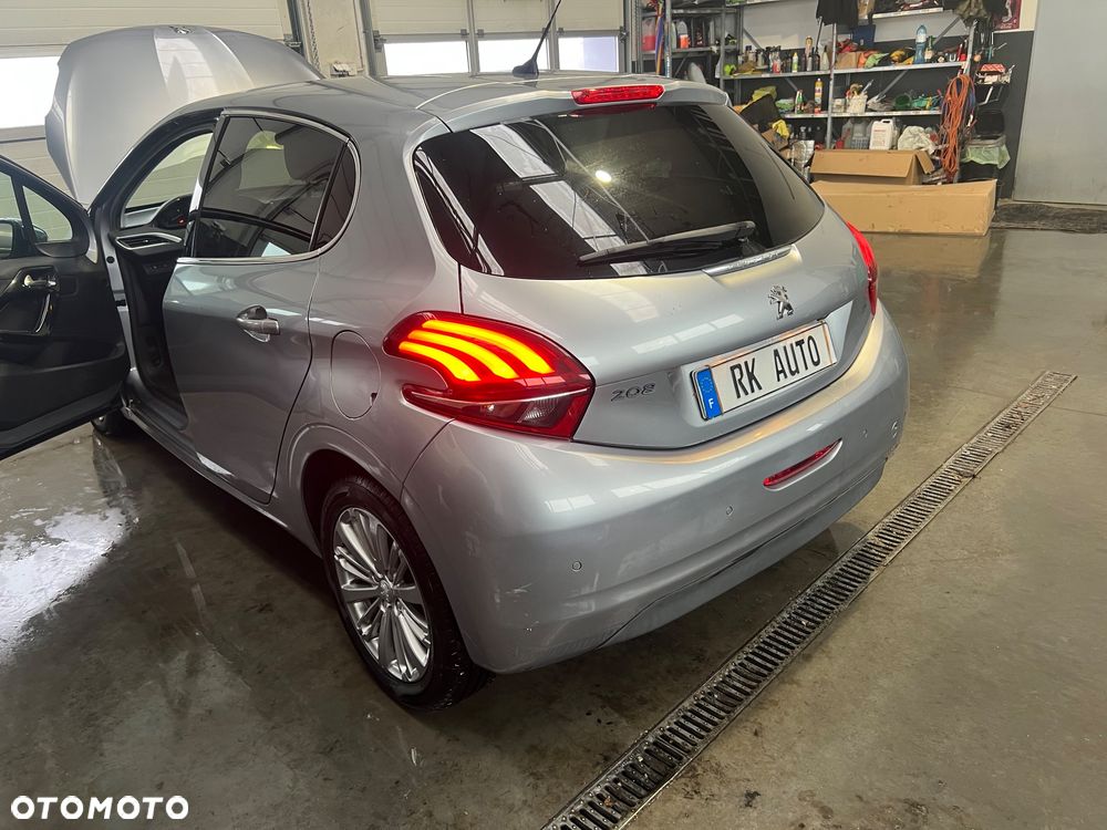 Peugeot 208 PureTech 110 Stop & Start Tech Edition - 20