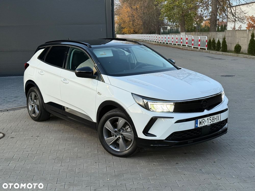 Opel Grandland Plug-in-Hybrid 1.6 DI Automatik GS Line - 2